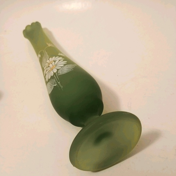 Vtg Westmoreland Swung Vase Satin Art Glass Green